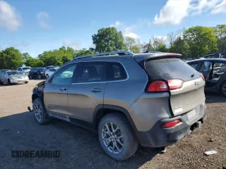 2018 Jeep Cherokee Latitude Plus z VIN 1C4PJMLX0JD622295, wystawiony jako Copart lot #57679075 z przebiegiem 123 743 mil mil oraz Szkoda całkowita • Salvage title. Historia ofert i sprzedaży dostępna na DreamBid. Obrazek 2.