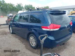 2011 Toyota Sienna XLE AAS with VIN 5TDYK3DC6BS045303, listed as a IAAI auction lot 42515203 with 205,904 mi miles and . Bid and sale history available at DreamBid. Image 3.