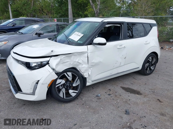 2024 Kia Soul GT-Line with VIN KNDJ53AUXR7897339, listed as a IAAI auction lot 41731997 with 16,202 mi miles and . Bid and sale history available at DreamBid. Image 16.