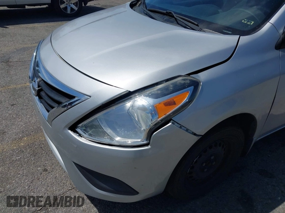 2015 Nissan Versa SV with VIN 3N1CN7AP1FL846929, listed as a IAAI auction lot 42068428 with 104,773 mi miles. Bid and sale history available at carsss.com. Image 6.