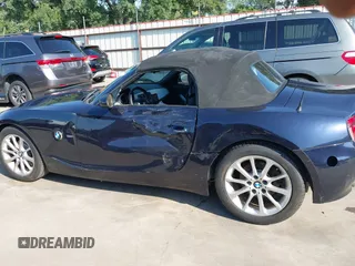 2006 BMW Z4 3.0i with VIN 4USBU33526LW58409, listed as a IAAI auction lot 42241927 with 126,347 mi miles and . Bid and sale history available at DreamBid. Image 15.