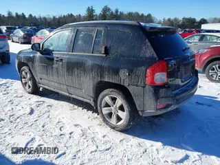 2012 Jeep Compass Sport with VIN 1C4NJDBB5CD685098, listed as a IAAI auction lot 41456429 with 157,334 mi miles. Bid and sale history available at carsss.com. Image 3.
