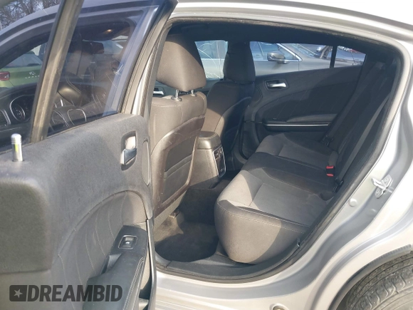 2015 Dodge Charger SXT with VIN 2C3CDXHG4FH884058, listed as a IAAI auction lot 41724894 with 202,701 mi miles and . Bid and sale history available at DreamBid. Image 5.