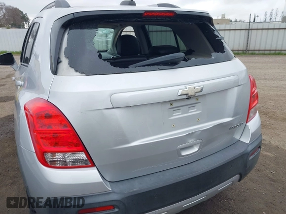 2015 Chevrolet Trax LT with VIN 3GNCJLSB2FL212718, listed as a IAAI auction lot 41657861 with 136,155 mi miles. Bid and sale history available at carsss.com. Image 18.