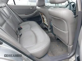 2001 Honda Accord EX z VIN 1HGCG16571A010751, wystawiony jako IAAI lot #42074284 z przebiegiem 281 526 mil mil oraz . Historia ofert i sprzedaży dostępna na DreamBid. Obrazek 8.