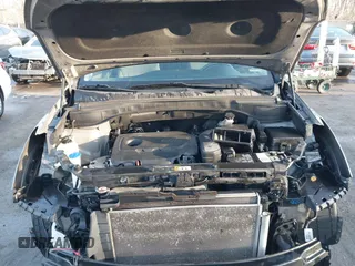 2018 Hyundai Santa Fe Sport 2.4L with VIN 5NMZT3LB6JH067040, listed as a IAAI auction lot 41760708 with 101,302 mi miles. Bid and sale history available at carsss.com. Image 10.