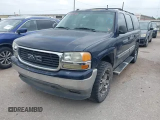2005 GMC Yukon XL SLT with VIN 1GKEC16Z15R219050, listed as a IAAI auction lot 41756120 with 237,066 mi miles. Bid and sale history available at carsss.com. Image 2.