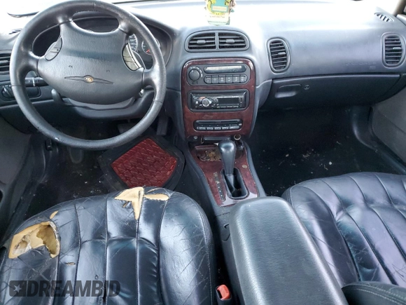 2001 Chrysler Concorde z VIN 2C3AD36J51H624484, wystawiony jako Copart lot #86816914 z przebiegiem 209 733 mil mil oraz Szkoda całkowita • Salvage title. Historia ofert i sprzedaży dostępna na DreamBid. Obrazek 8.