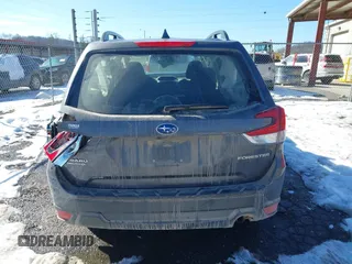 2021 Subaru Forester with VIN JF2SKADC8MH525278, listed as a IAAI auction lot 41419243 with 72,555 mi miles. Bid and sale history available at carsss.com. Image 16.