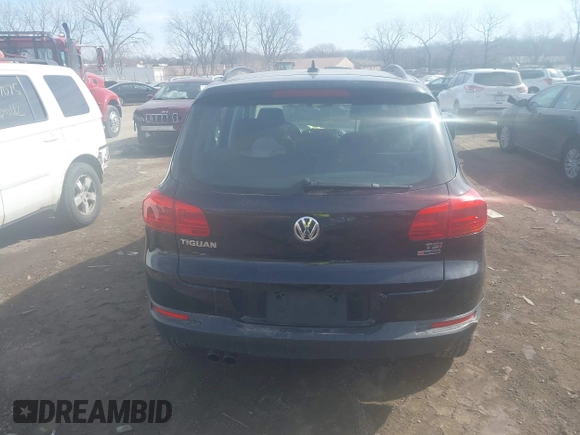 2017 Volkswagen Tiguan S with VIN WVGBV7AX9HK018085, listed as a IAAI auction lot 41804052 with 71,943 mi miles and . Bid and sale history available at DreamBid. Image 16.