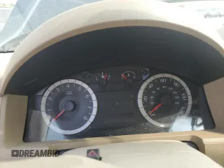 2010 Ford Escape Limited с VIN 1FMCU9EG6AKB89377, выставлен на аукционе Copart как лот 63668395 с пробегом Не указан миль и Чистый • Clean title. История ставок и продаж доступна на DreamBid. Изображение 9.