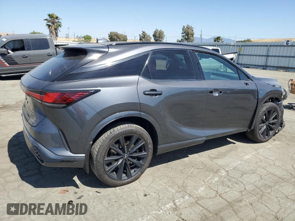 2024 Lexus RX 500h F Sport Performance z VIN 2T2BCMEA1RC020345, wystawiony jako Copart lot #57066755 z przebiegiem 3 148 mil mil oraz Szkoda całkowita • Salvage title. Historia ofert i sprzedaży dostępna na DreamBid. Obrazek 3.