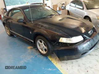 2000 Ford Mustang with VIN 1FAFP4041YF233559, listed as a IAAI auction lot 42692836 with Not provided miles and . Bid and sale history available at DreamBid. Image 1.