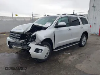 2017 Toyota Sequoia Platinum with VIN 5TDDY5G18HS154082, listed as a IAAI auction lot 41132778 with 55,175 mi miles. Bid and sale history available at carsss.com. Image 21.