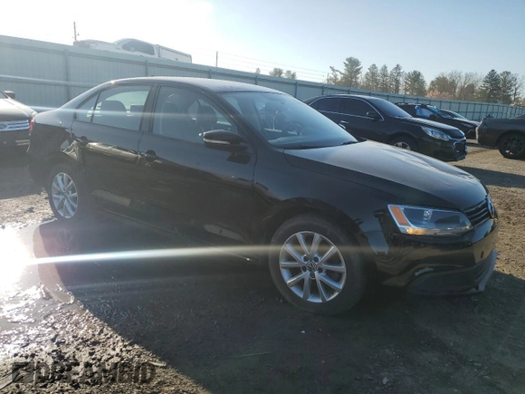 2011 Volkswagen Jetta Sedan SE w/Convenience & Sunroof PZEV with VIN 3VWDZ7AJ0BM364987, listed as a Copart auction lot 53563575 with 76,843 mi miles and Salvage Title. Bid and sale history available at carsss.com. Image 4.