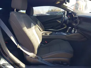 2018 Chevrolet Camaro 1SS with VIN 1G1FF1R79J0178840, listed as a IAAI auction lot 40719973 with 103,097 mi miles. Bid and sale history available at carsss.com. Image 5.