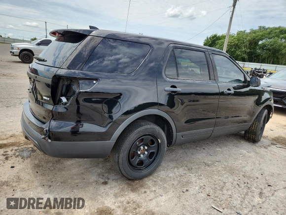2017 Ford Police Interceptor Utility с VIN 1FM5K8AR6HGA63727, выставлен на аукционе Copart как лот 63182595 с пробегом 114 428 миль миль и Списание • Salvage title. История ставок и продаж доступна на DreamBid. Изображение 3.