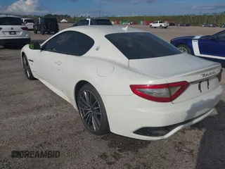 2017 Maserati GranTurismo Sport with VIN ZAM45VLA0H0218497, listed as a IAAI auction lot 40486377 with 1 mi miles. Bid and sale history available at carsss.com. Image 3.
