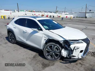 2020 Lexus UX 200 z VIN JTHP3JBH9L2022648, wystawiony jako IAAI lot #42223772 z przebiegiem 35 128 mil mil oraz . Historia ofert i sprzedaży dostępna na DreamBid. Obrazek 1.