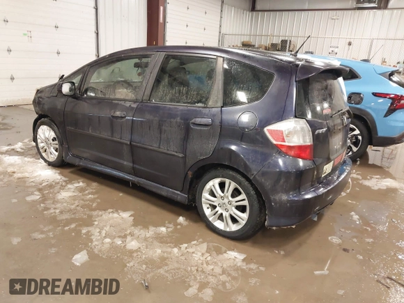 2010 Honda Fit Sport с VIN JHMGE8H47AC013526, выставлен на аукционе IAAI как лот 41617145 с пробегом 108 459 миль миль и . История ставок и продаж доступна на DreamBid. Изображение 3.