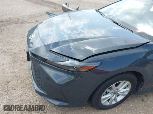 2025 Toyota Camry LE with VIN 4T1DAACK5SU522373, listed as a IAAI auction lot 42094179 with 6,264 mi miles and . Bid and sale history available at DreamBid. Image 6.