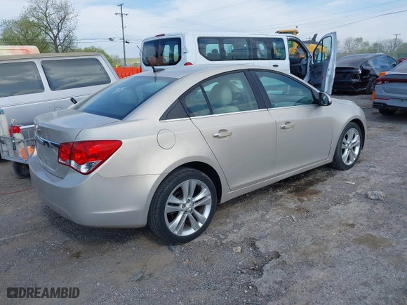 2011 Chevrolet Cruze LTZ with VIN 1G1PH5S9XB7152631, listed as a IAAI auction lot 42075115 with 87,735 mi miles. Bid and sale history available at carsss.com. Image 4.