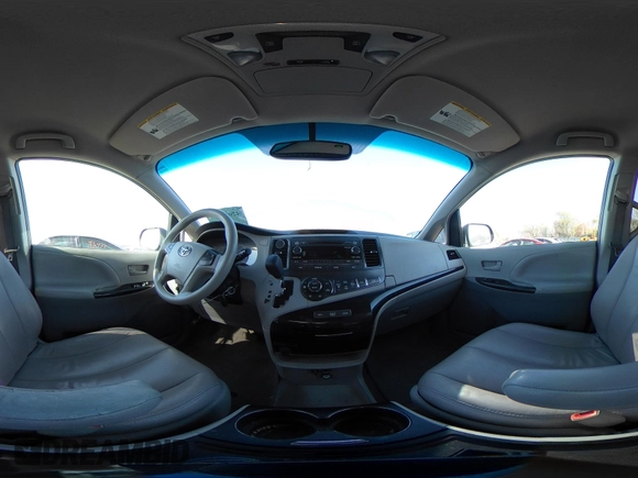 2013 Toyota Sienna LE AAS with VIN 5TDKK3DC6DS371126, listed as a IAAI auction lot 42006353 with 141,425 mi miles. Bid and sale history available at carsss.com. Image 18.