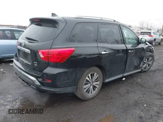 2019 Nissan Pathfinder SV z VIN 5N1DR2MM6KC578343, wystawiony jako IAAI lot #41560234 z przebiegiem 89 640 mil mil oraz . Historia ofert i sprzedaży dostępna na DreamBid. Obrazek 4.
