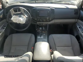 2015 Toyota Tacoma PreRunner with VIN 5TFJX4GN4FX041417, listed as a Copart auction lot 48635995 with 146,770 mi miles and Salvage title. Bid and sale history available at DreamBid. Image 8.