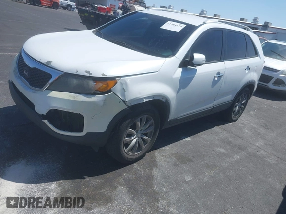 2011 Kia Sorento LX with VIN 5XYKT4A26BG061387, listed as a IAAI auction lot 41984639 with 1 mi miles. Bid and sale history available at carsss.com. Image 2.