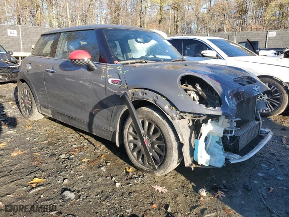 2016 MINI Cooper Hardtop S with VIN WMWXP7C5XG3B49700, listed as a Copart auction lot 81901934 with 114,990 mi miles and Salvage Title. Bid and sale history available at carsss.com. Image 4.