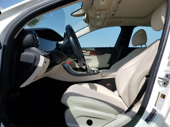 2020 Mercedes-Benz E-Class E 350 with VIN WDDZF8DBXLA747304, listed as a Copart auction lot 44607655 with 52,812 mi miles and Salvage Title. Bid and sale history available at carsss.com. Image 7.