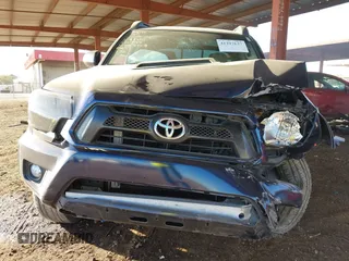 2013 Toyota Tacoma PreRunner z VIN 3TMKU4HN6DM038078, wystawiony jako IAAI lot #41397637 z przebiegiem 109 017 mil mil oraz . Historia ofert i sprzedaży dostępna na DreamBid. Obrazek 12.