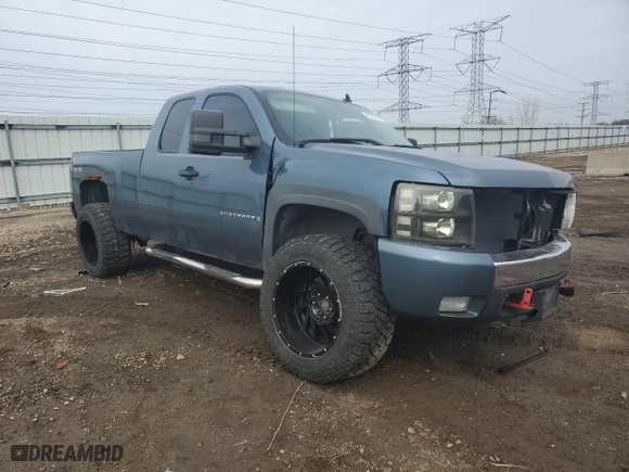 2007 Chevrolet Silverado 1500 LT w/1LT with VIN 2GCEK19C771686071, listed as a Copart auction lot 49507985 with 168,828 mi miles and Salvage Title. Bid and sale history available at carsss.com. Image 4.