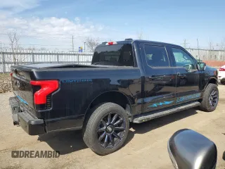 2022 Ford F-150 Lightning Pro z VIN 1FTVW1EL4NWG04796, wystawiony jako Copart lot #49850605 z przebiegiem 36 654 mil mil oraz Czysty tytuł • Clean title. Historia ofert i sprzedaży dostępna na DreamBid. Obrazek 3.