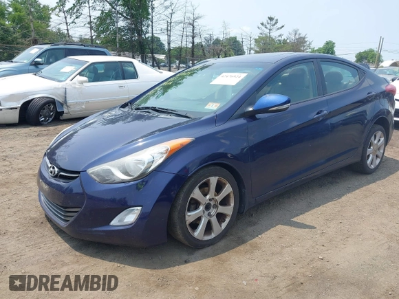 2013 Hyundai Elantra Limited z VIN 5NPDH4AE9DH205899, wystawiony jako IAAI lot #42476924 z przebiegiem 139 475 mil mil oraz . Historia ofert i sprzedaży dostępna na DreamBid. Obrazek 2.