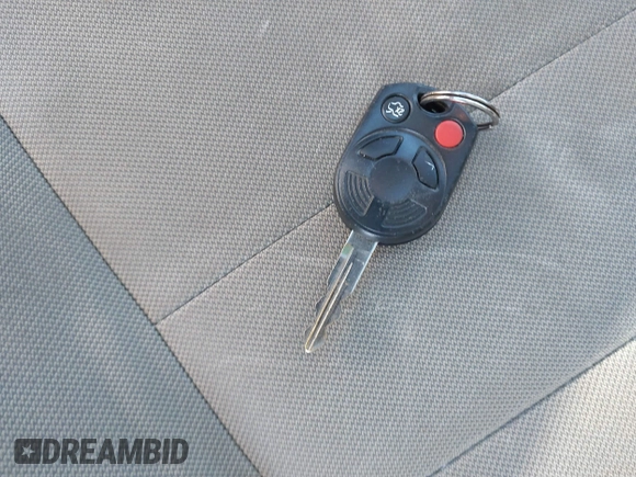 2010 Ford Escape XLT с VIN 1FMCU0D77AKD38652, выставлен на аукционе IAAI как лот 41264448 с пробегом 257 864 миль миль и . История ставок и продаж доступна на DreamBid. Изображение 11.