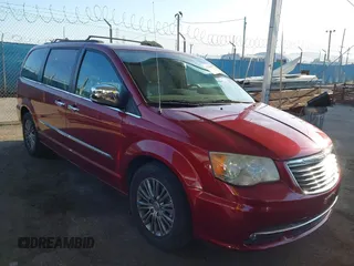 2014 Chrysler Town & Country Touring L 30th Anniversary z VIN 2C4RC1CG1ER260949, wystawiony jako IAAI lot #41957692 z przebiegiem 128 255 mil mil oraz . Historia ofert i sprzedaży dostępna na DreamBid. Obrazek 1.