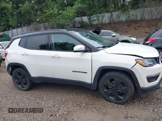 2020 Jeep Compass Latitude с VIN 3C4NJDBBXLT209729, выставлен на аукционе IAAI как лот 42535486 с пробегом 106 117 миль миль и . История ставок и продаж доступна на DreamBid. Изображение 13.