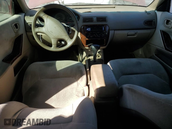 2001 Mitsubishi Galant ES z VIN 4A3AA46G81E155412, wystawiony jako Copart lot #73244754 z przebiegiem 267 491 mil mil oraz Szkoda całkowita • Salvage title. Historia ofert i sprzedaży dostępna na DreamBid. Obrazek 8.