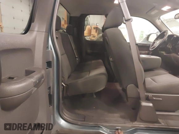 2010 Chevrolet Silverado 1500 LS with VIN 1GCSKREA3AZ188227, listed as a IAAI auction lot 41191956 with 108,773 mi miles and . Bid and sale history available at DreamBid. Image 8.