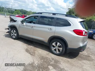 2020 Subaru Ascent Premium z VIN 4S4WMAFDXL3466046, wystawiony jako IAAI lot #42202373 z przebiegiem 53 370 mil mil oraz . Historia ofert i sprzedaży dostępna na DreamBid. Obrazek 3.