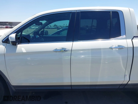 2019 Honda Ridgeline RTL-E with VIN 5FPYK3F74KB009279, listed as a IAAI auction lot 42348773 with 98,141 mi miles and . Bid and sale history available at DreamBid. Image 14.