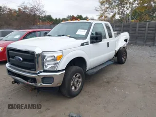 2016 Ford Super Duty F-250 SRW XLT with VIN 1FT7X2B62GEC48092, listed as a IAAI auction lot 40644978 with 112,524 mi miles. Bid and sale history available at carsss.com. Image 17.
