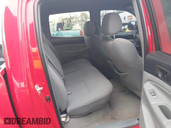 2008 Toyota Tacoma PreRunner with VIN 3TMJU62N98M059769, listed as a IAAI auction lot 41368969 with 213,604 mi miles. Bid and sale history available at carsss.com. Image 8.