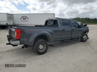 2020 Ford F-350 XL with VIN 1FT8W3DT0LEC67623, listed as a Copart auction lot 54717045 with 101,907 mi miles and Salvage title. Bid and sale history available at DreamBid. Image 3.