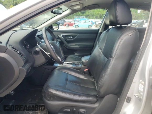 2017 Nissan Altima SR z VIN 1N4AL3AP1HC126537, wystawiony jako Copart lot #56044555 z przebiegiem 125 213 mil mil oraz Czysty tytuł • Clean title. Historia ofert i sprzedaży dostępna na DreamBid. Obrazek 7.