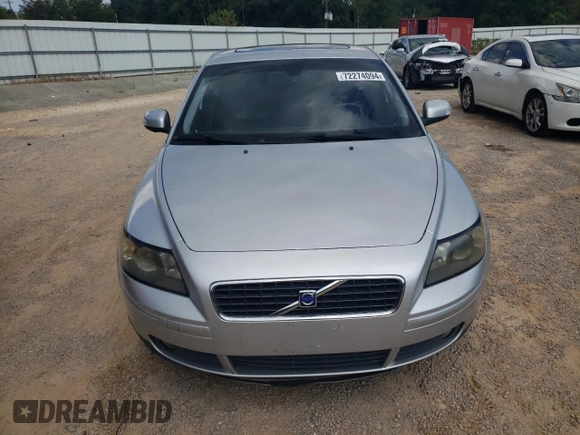 2007 Volvo S40 2.4L with VIN YV1MS382972251594, listed as a Copart auction lot 72274094 with 121,082 mi miles and Salvage Title. Bid and sale history available at carsss.com. Image 5.