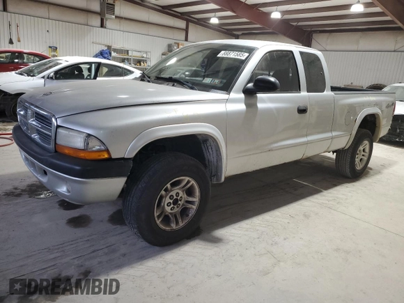 2004 Dodge Dakota Sport with VIN 1D7HG32N94S671966, listed as a Copart auction lot 88871585 with 223,091 mi miles and Salvage Title. Bid and sale history available at carsss.com. Image 1.