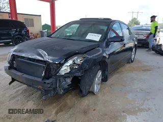 2008 Nissan Altima 2.5 S with VIN 1N4AL21EX8N542132, listed as a IAAI auction lot 41951676 with 191,791 mi miles. Bid and sale history available at carsss.com. Image 18.